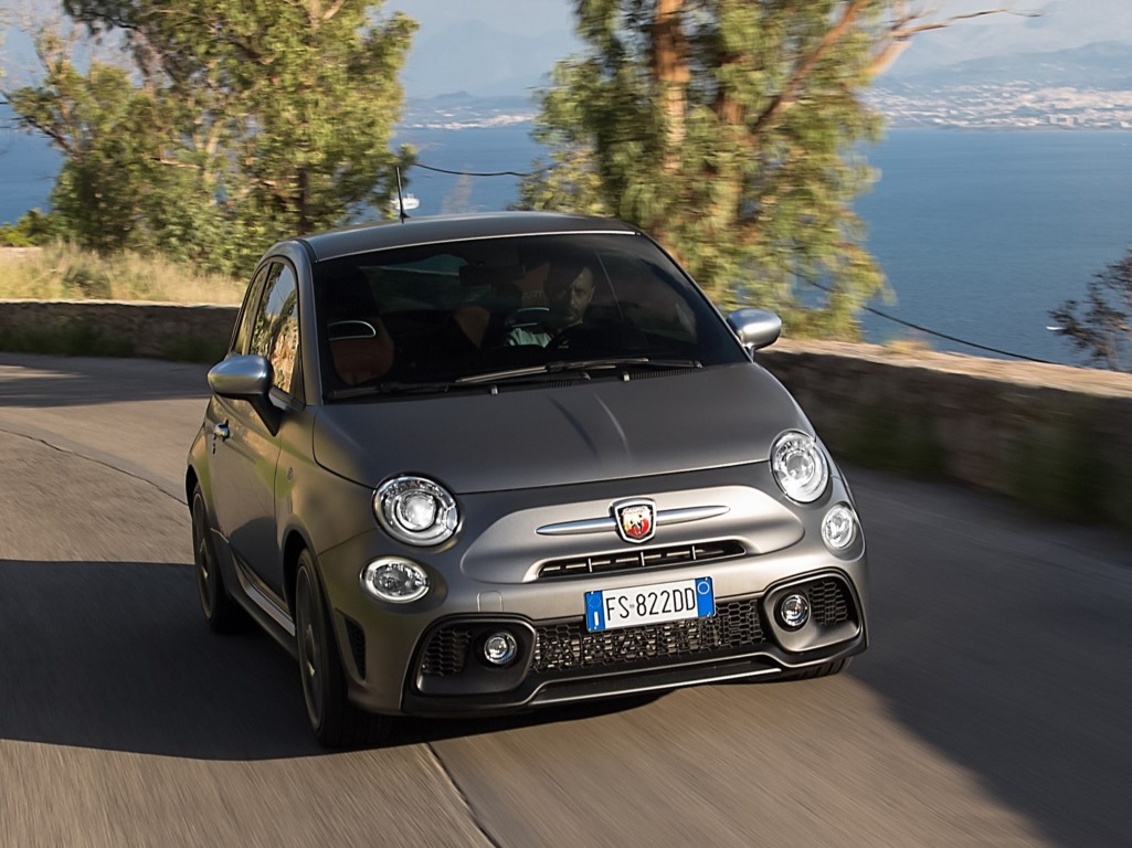 Abarth 595 Turismo (Automatic)